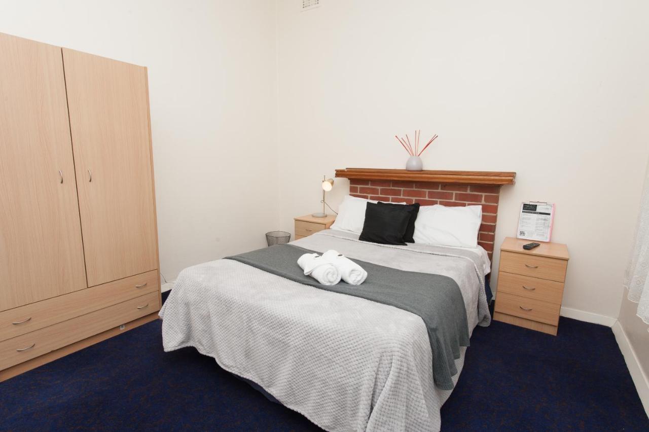 Riverina Hotel Holbrook Dış mekan fotoğraf