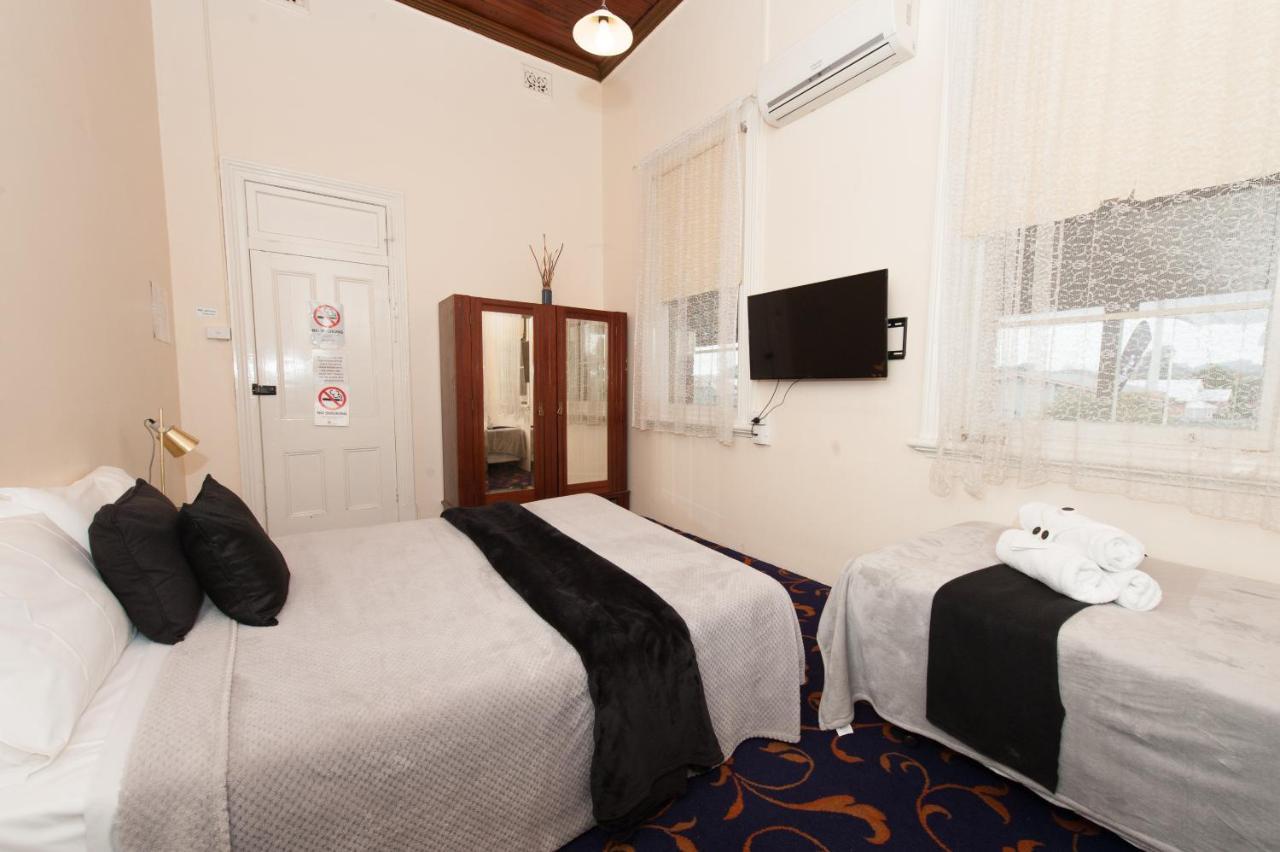 Riverina Hotel Holbrook Dış mekan fotoğraf