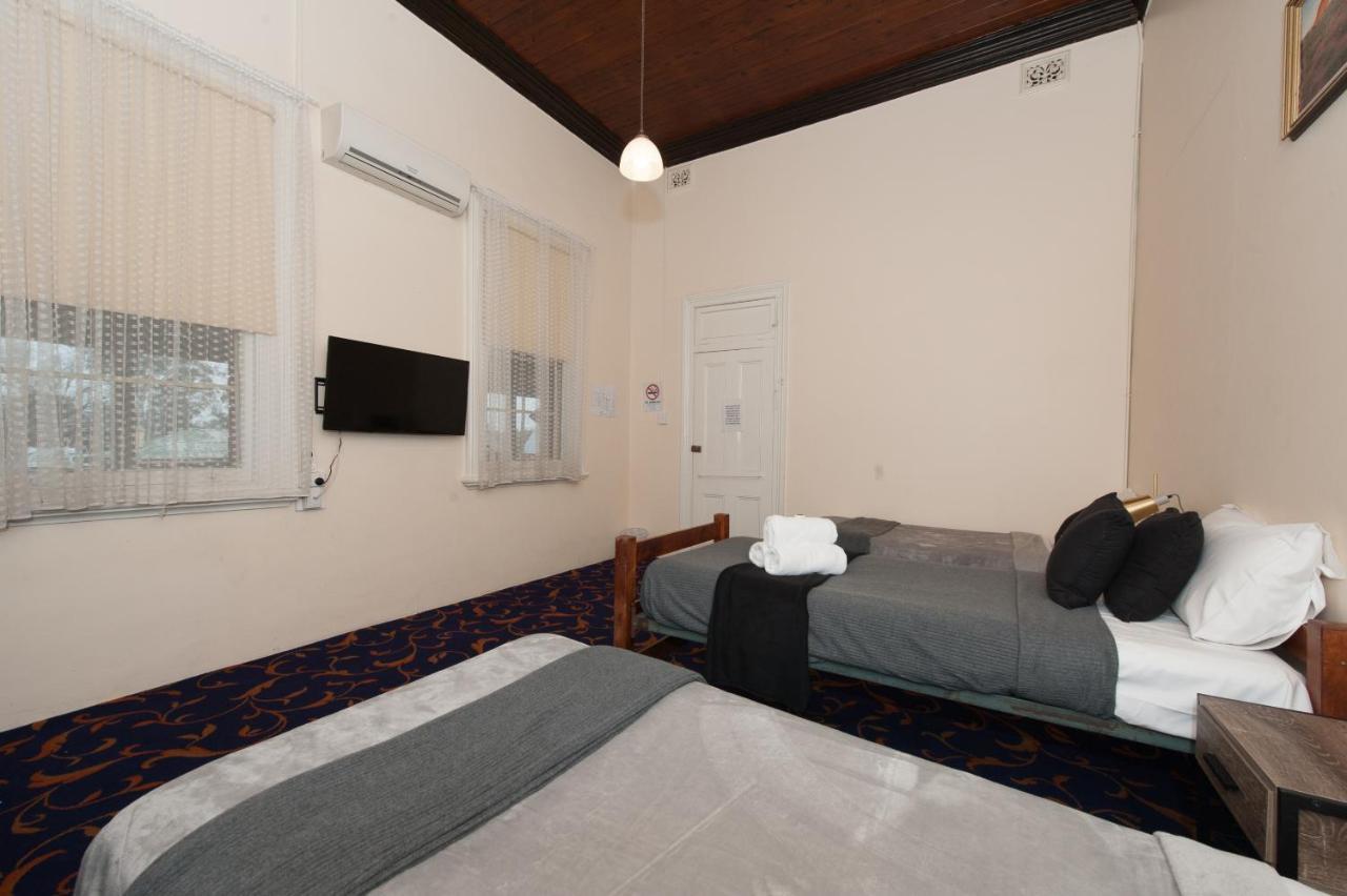 Riverina Hotel Holbrook Dış mekan fotoğraf